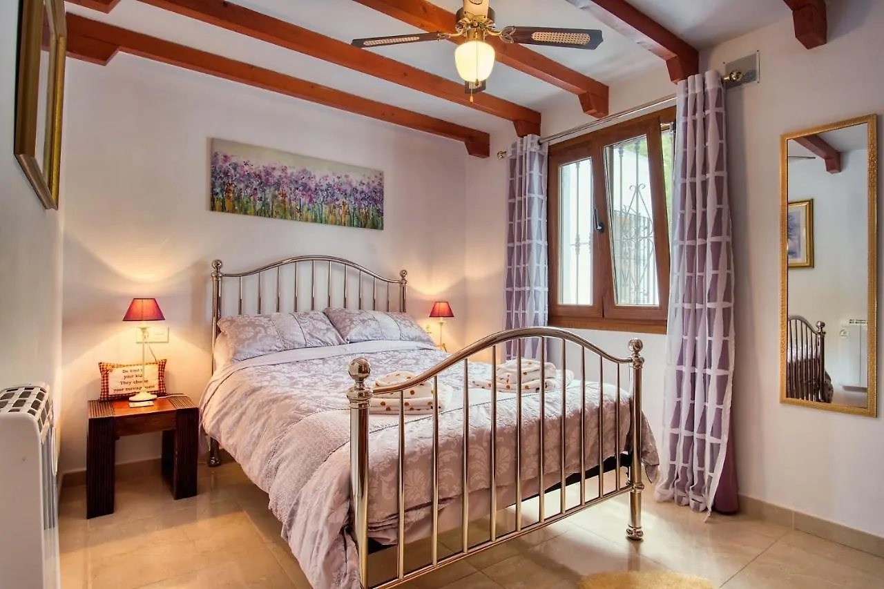 Casa Las Torres B&B Iznate 0*,  Spain